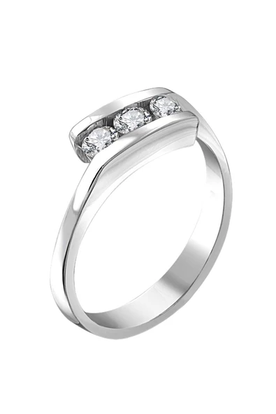 Sertifikalı Swarovski Tria 3 Üç Taş 925 Gümüş Yüzük ürün görseli