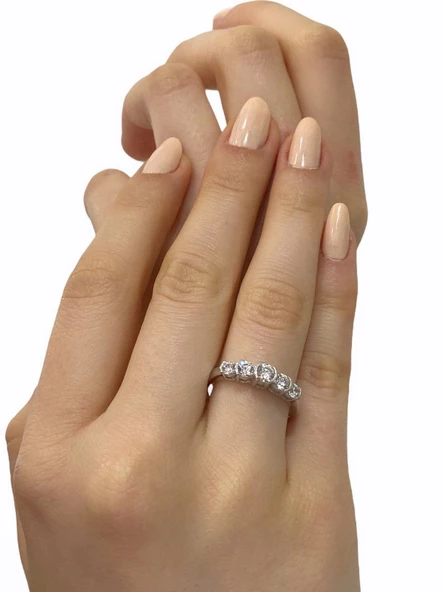 Sertifikalı Swarovski Beş Taş 925 Gümüş Yüzük ürün görseli