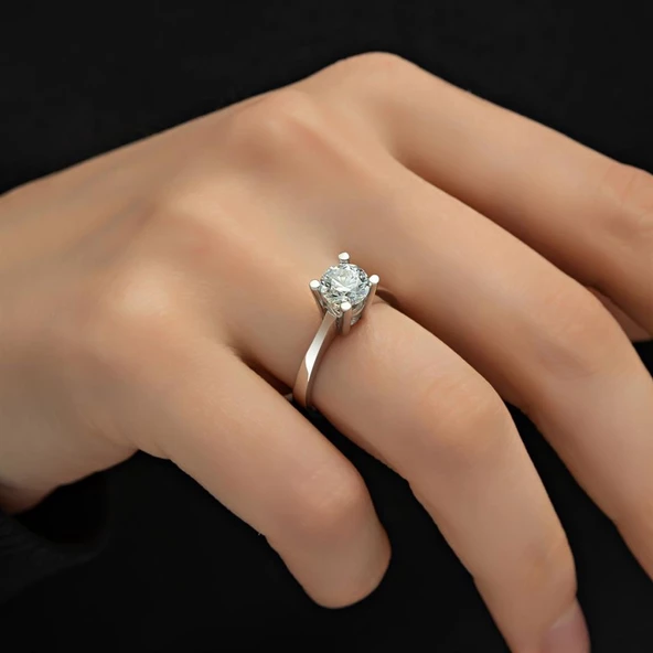 4 Tırnak Swarovski Taşlı Gümüş  Yüzük - Resim 3