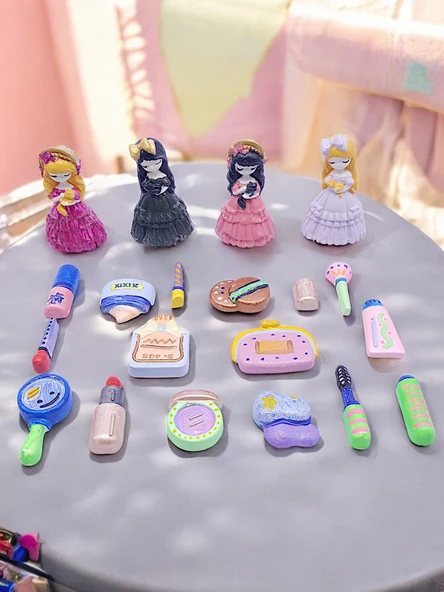 Prensesler ve Makyaj Malzemeleri, Ev-Okul Etkinlik Taş Boyama Seti, Fırça ve Boyalar