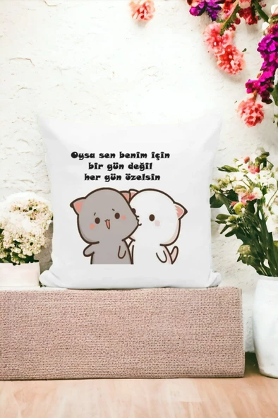Hediyemi Oysa Sen Benim Için Bir Gün Değil Her Gün Özelsin Yazılı  Baskılı Yastık - 1