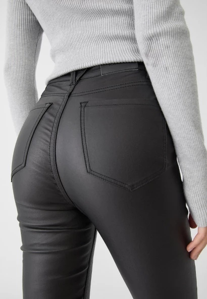 Stradivarius Süper yüksek bel mumlu pantolon - 2