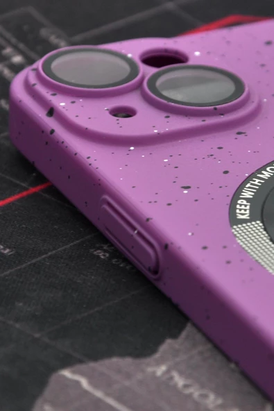 iPhone 14 Uyumlu Mor Benekli Desenli İnce Sert Kapak Kılıf Kamera Lens Korumalı - Resim 2