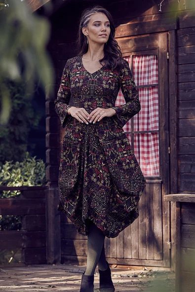 Asimetrik V Yaka Beli Bağlamalı Uzun Kollu Elbise ürün görseli