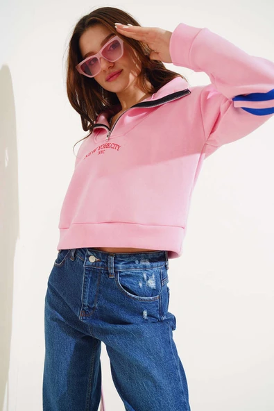 New York Baskılı Üç İplik Kısa Sweatshirt Pembe