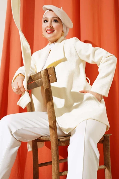 Kuşaklı Kısa Kaşe Kaban Ekru ürün görseli 1