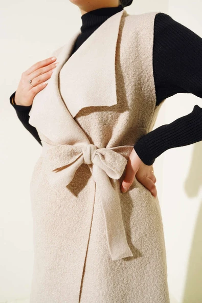 Kruvaze Yaka Uzun Buklet Yelek Bej - Resim 4