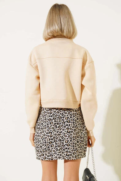 Yarım Fermuarlı Şardonlu Kısa Sweatshirt Bej - Resim 3