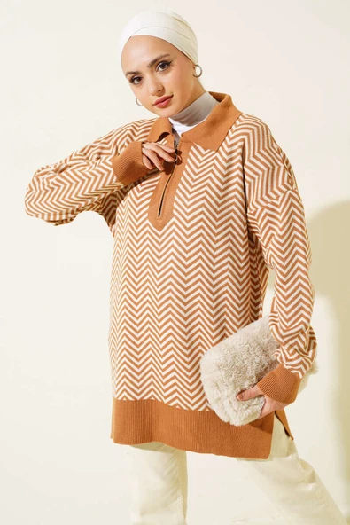 Fermuarlı Zikzak Desen Triko Tunik Latte ürün görseli