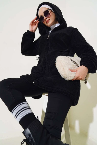 Bel Tünelli Lastikli Peluş Hırka Siyah - 1