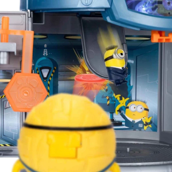 Giochi Preziosi Minions Sesli ve Işıklı Dönüşen Sürpriz Oyun Seti MN405000 - 6