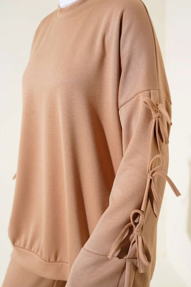 Kol Bağcık Detaylı İkili Takım Bisküvi - Resim 4