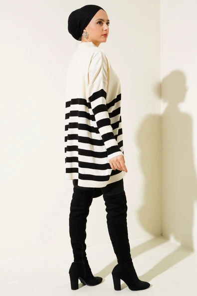 Yarım Boğazlı Çizgili Salaş Triko Tunik Bej - Resim 3