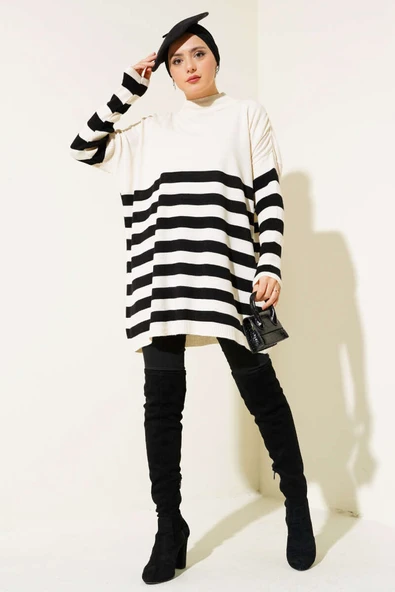 Yarım Boğazlı Çizgili Salaş Triko Tunik Bej - Resim 2