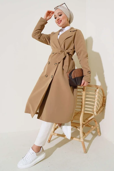Kruvaze Yaka Kuşaklı Düğmeli Trençkot Latte ürün görseli 1