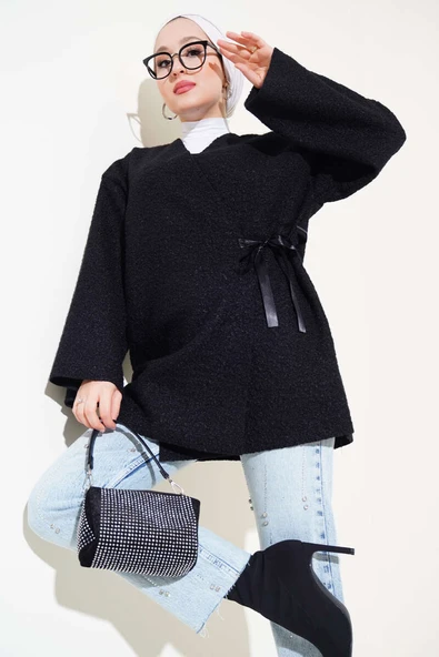 Önü Kurdeleli Buklet Ceket Siyah ürün görseli 1