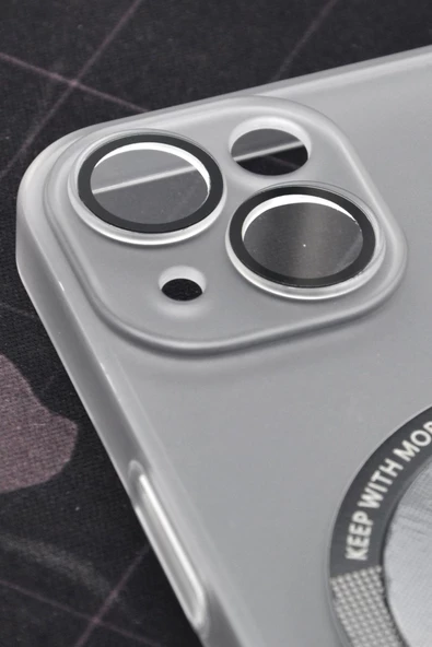 iPhone 14 Uyumlu Beyaz Renkli Yarı Şeffaf İnce Sert Kapak Kılıf Kamera Lens Korumalı - Resim 2