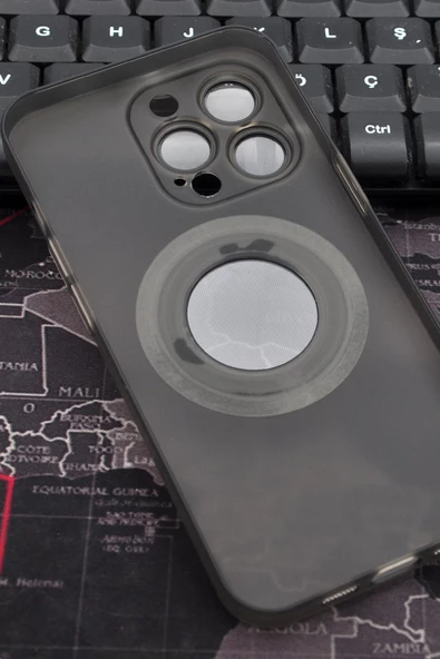 iPhone 13 Pro Uyumlu Siyah Renkli Yarı Şeffaf İnce Sert Kapak Kılıf Kamera Lens Korumalı - Resim 5
