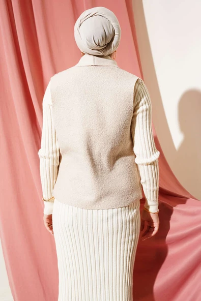 Kısa Buklet Yelek Bej - Resim 3