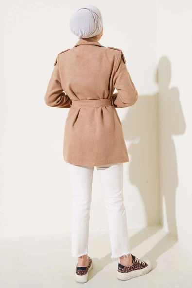 Omuz Apoletli Kısa Kaşe Kaban Camel - Resim 3