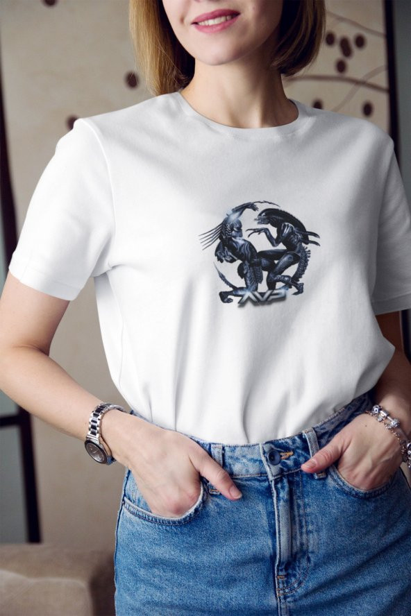Aliens Vs Predator Baskılı Tişört Kadın Hediye Doğum Günü Hediyesi T-shirt ürün görseli