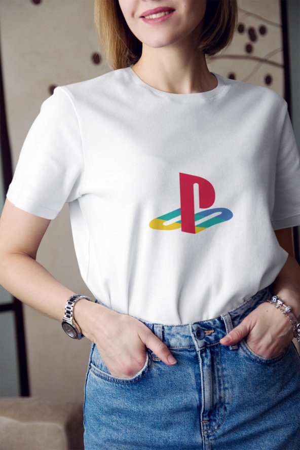 Playstation Renkli Logo Baskılı Tişört Kadın Hediye Doğum Günü Hediyesi T-shirt