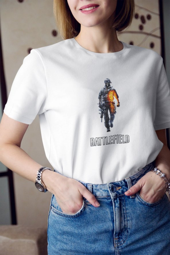 Battlefield Silah Tutan Asker Yazı Karakteri
 Tişört Kadın Hediye Doğum Günü ürün görseli