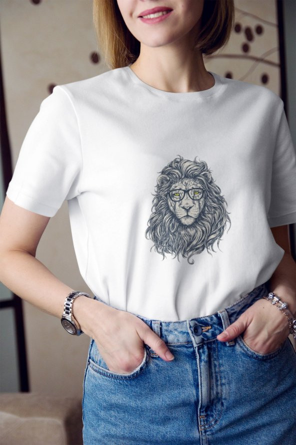 Yeleli Aslan Çizim Baskılı Tişört Kadın Hediye Doğum Günü Hediyesi T-shirt ürün görseli