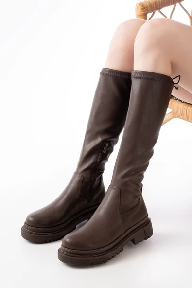 Kahverengi Fermuarlı Günlük Kadın Çizme