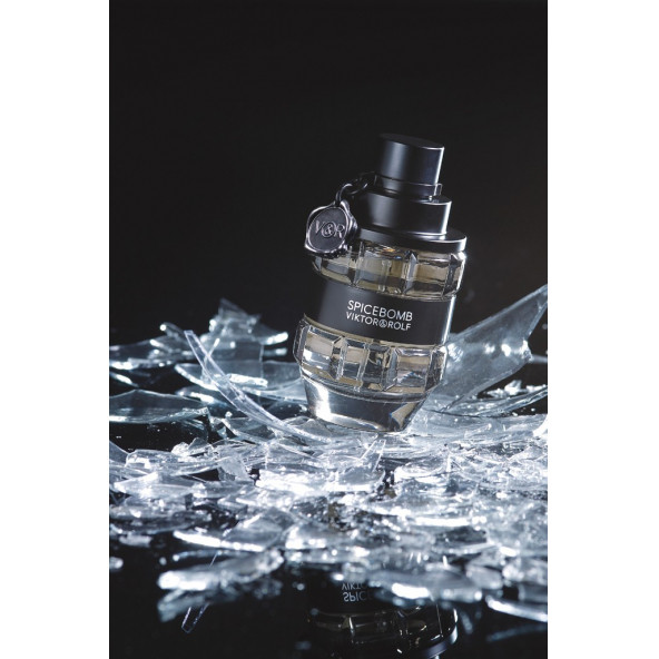 VIKTOR ROLF SPICEBOMB EDT 100 ML - Resim 2