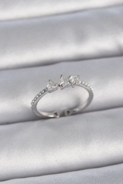 Pirinç Gümüş Renk Zirkon Taşlı Kalp İnci Detay Ayarlanabilir Model Kadın Yüzük - TJ-BYK3363 ürün görseli