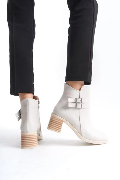 NOEMI Tokalı Fermuarlı Ortopedik Taban Suya ve Soğuğa Dayanıklı Topuklu Cilt Kadın Bot KT Krem - 3