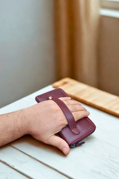 İsim Baskılı Telefon Bölmeli Cüzdan Fermuarlı Ve El Bantlı Büyük Paraportföy El Çantası Unisex ürün görseli