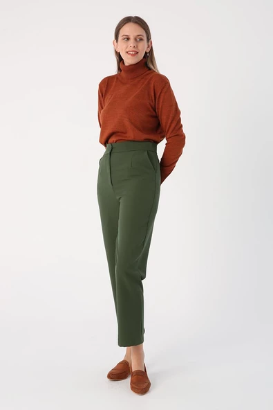 Koyu Yeşil-Paçası Yırtmaçlı Pantolon - Resim 3