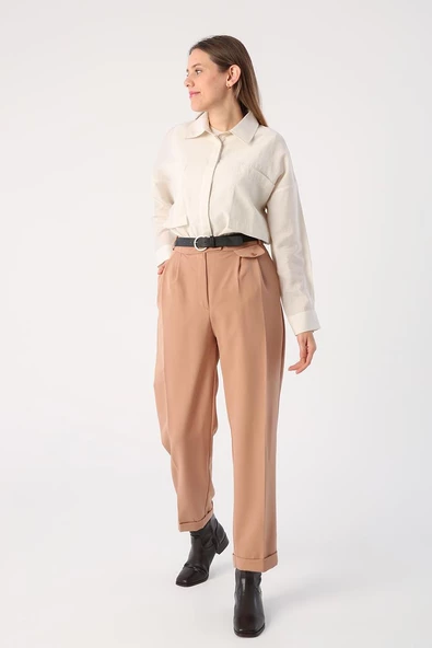 Toprak-Kemerli Duble Paça Pileli Havuç Pantolon ürün görseli 1