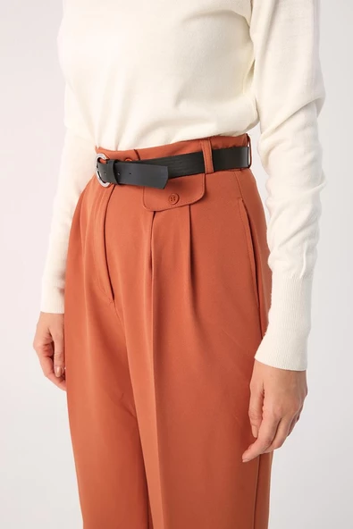 Yeni Kremit-Kemerli Duble Paça Pileli Havuç Pantolon - Resim 5