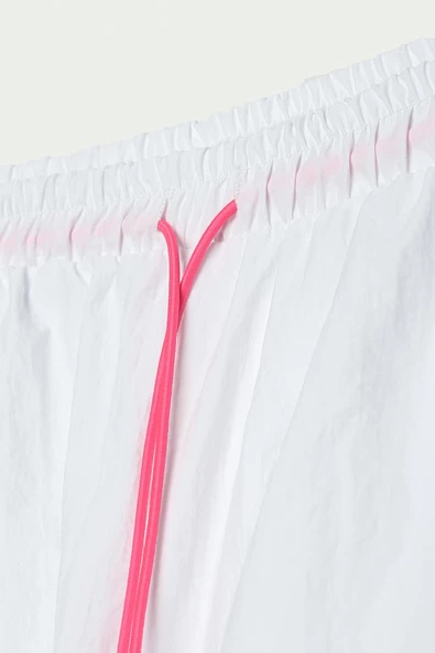 Beyaz-Paraşüt Kumaş Pile Detaylı Paçası Büzgülü Pantolon - Resim 8