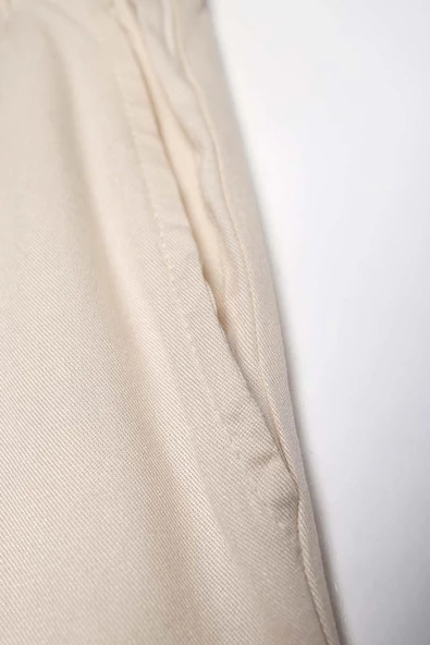 Ekru-Beli Lastikli Geniş Paça Pantolon - Resim 5