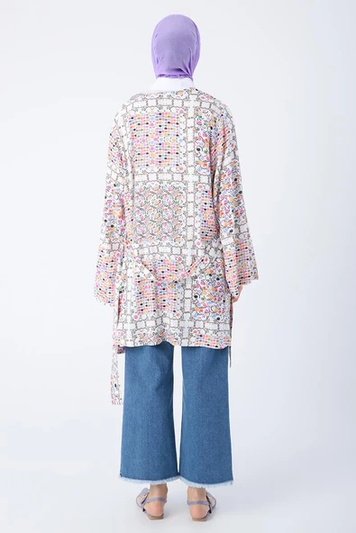 Beyaz-Pembe-Oversize Kol Yırtmaç Detaylı Kuşaklı Desenli Kimono - 4