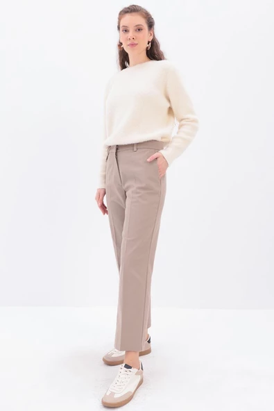 Olive-Süs Cep Kapaklı Pensli Havuç Pantolon ürün görseli 1