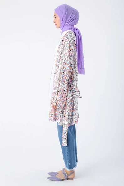 Beyaz-Pembe-Oversize Kol Yırtmaç Detaylı Kuşaklı Desenli Kimono - 3