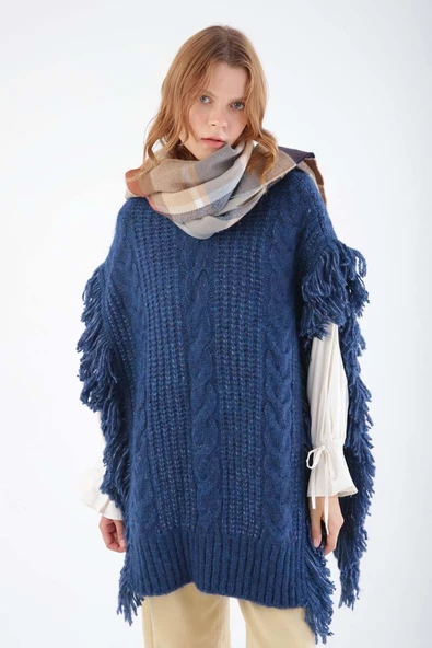 Lacivert-Saçaklı Triko Panço - Resim 5