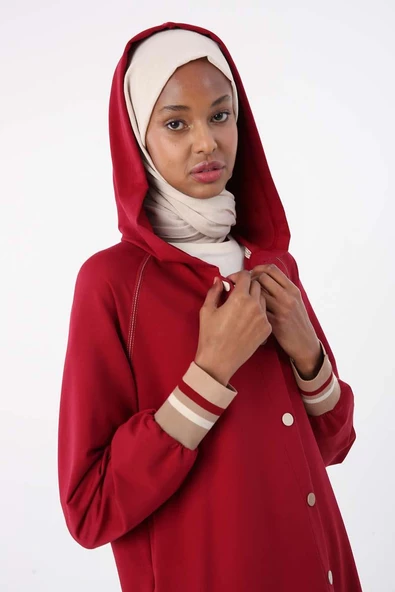 Bordo-Çizgili Ribanalı Ve Renkli Çıtçıtlı Kapüşonlu Likralı Hırka - 5