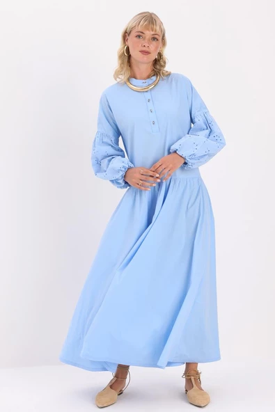 Mavi-Pamuklu Yarım Patlı Fistolu Elbise - Resim 5