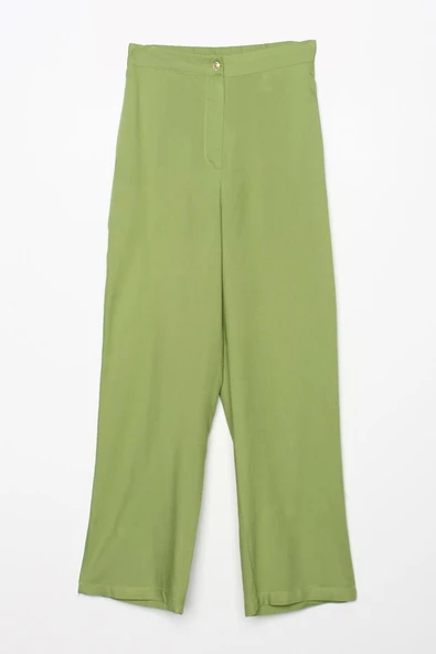 Yeşil-Viskon Degaje Detaylı Pantolonlu Takım - Resim 8