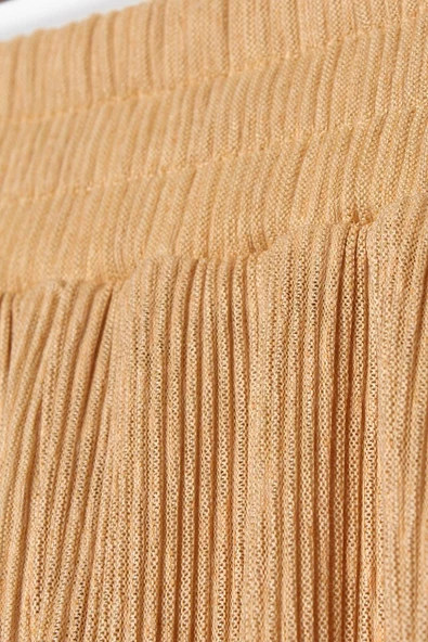Bej-Pliseli Yırtmaç Detaylı Bluzlu Etekli Takım - Resim 7