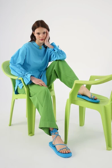 Turkuaz-Arkası Pile Detaylı Hakim Yaka Gömlek Tunik - Resim 5