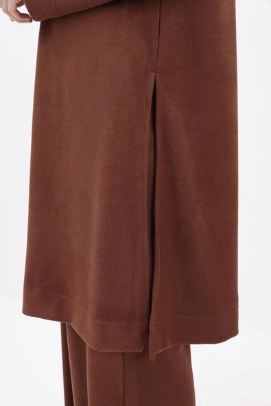 Kahve-Yırtmaçlı Pantolonlu Takım - Resim 4