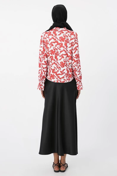 Bordo-Beyaz-Yakası Bağlama Detaylı Likralı Crep Bluz - Resim 4