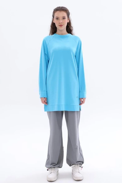 Turkuaz-Pamuklu Reglan Kol Manşetli Yanları Yırtmaçlı Sweat Tunik - 2